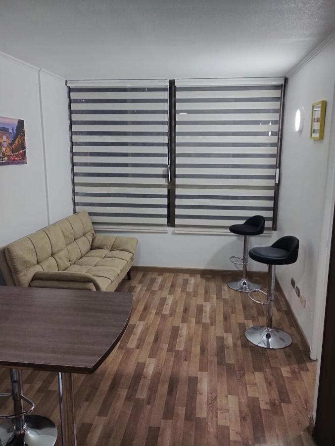 Gamero A Pasos De Metro Hospitales 산티아고 외부 사진
